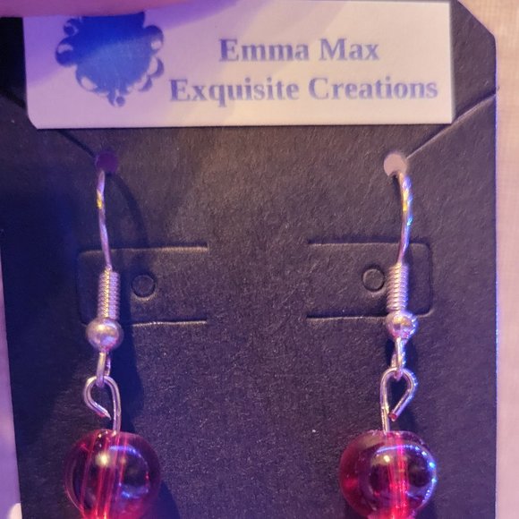 Flower ball Earrings with red flower pedal - Picture 3 of 4